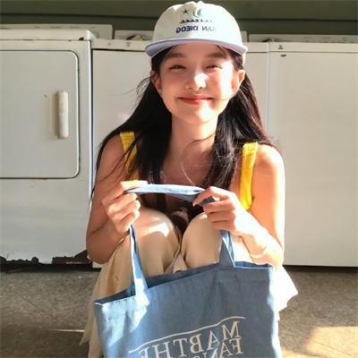 恋爱潜伏 海报
